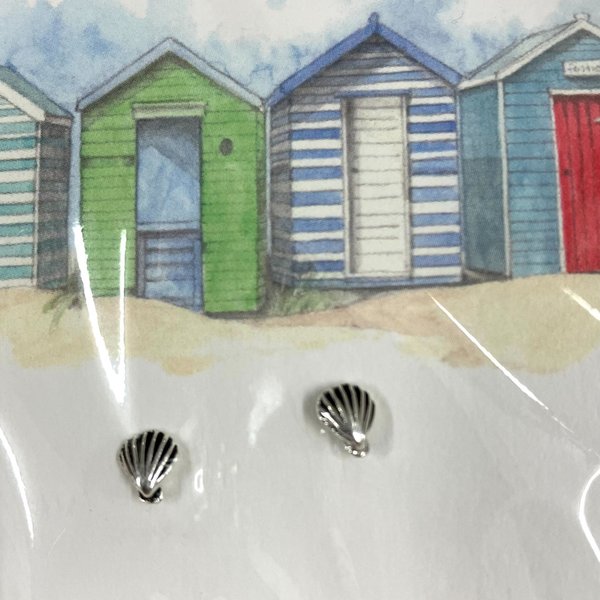 Beach Hut & Seashell Earrings Card CE227