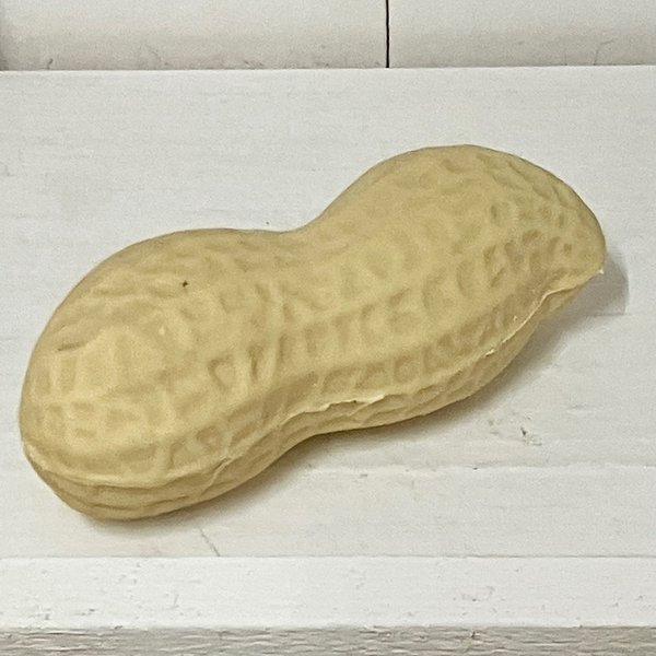 Eraser Peanut